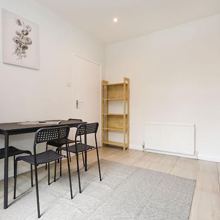 Appartamento Spacious&Comfy 2 Bed In Camden Town&Kings Cross Londra Esterno foto
